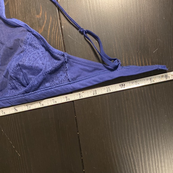 Victoria’s Secret lace bralette - Picture 4 of 4